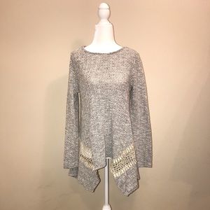 Handkerchief hem grey sweater